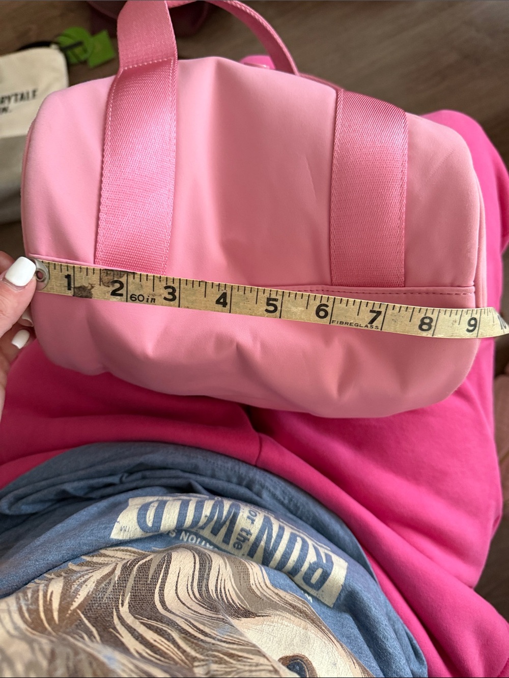 EUC lululemon athletica Bubblegum Pink Mini Barrel Bag - Picture 8 of 9